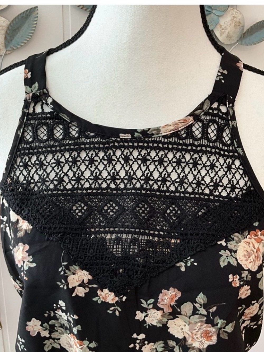 Floral Lace-Trim Black Jumpsuit - Picture 2 of 9